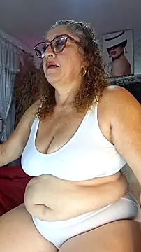 evelin hott online show from September 30, 2025, 12:48 am