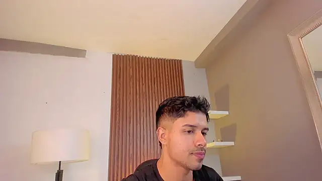 Snapshot of liam_collins21 chatting on January 16, 2025, 11:48 am liam collins21 online show from January 16, 2025, 11:48 am