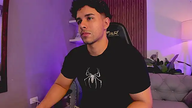 liam collins21 online show from December 16, 2025, 11:48 am