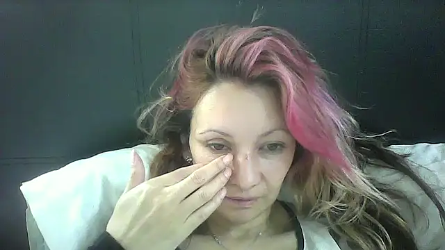 Paulita x3 online show from February 5, 2025, 1:44 pm