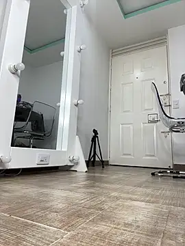 Snapshot of Lexa_queen chatting on December 23, 2025, 2:42 am Lexa queen online show from December 23, 2025, 2:42 am