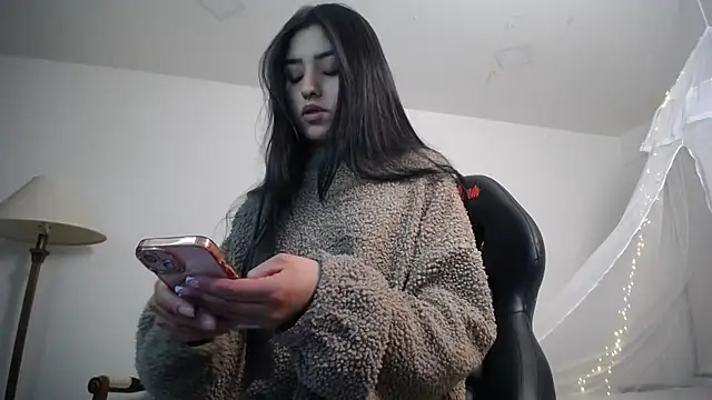 Snapshot of ananya_sex1 chatting on March 4, 2025, 4:38 am ananya sex1 online show from March 4, 2025, 4:38 am