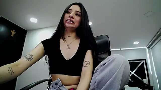 Snapshot of ananya_sex1 chatting on March 18, 2025, 8:59 pm ananya sex1 online show from March 18, 2025, 8:59 pm