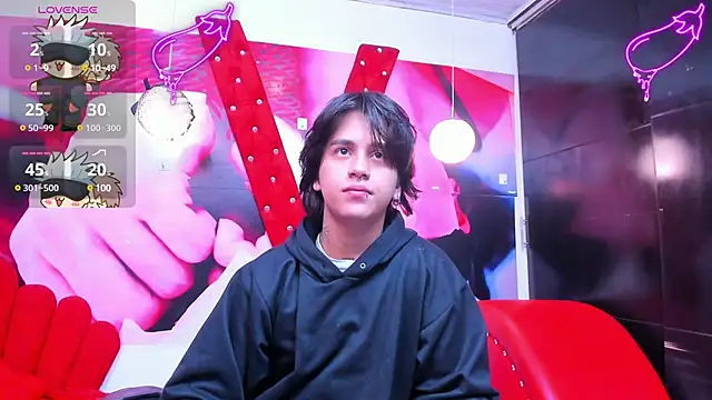 Snapshot of alex_477 chatting on January 17, 2025, 11:38 am alex 477 online show from January 17, 2025, 11:38 am