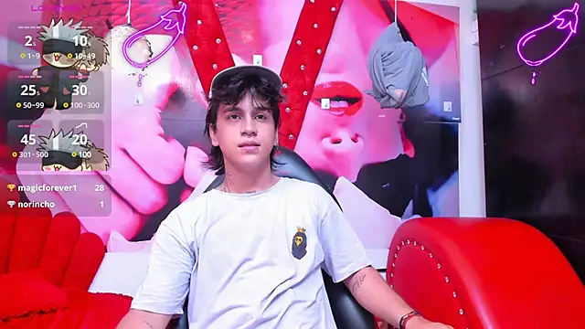 Snapshot of alex_477 chatting on January 24, 2025, 5:42 pm alex 477 online show from January 24, 2025, 5:42 pm