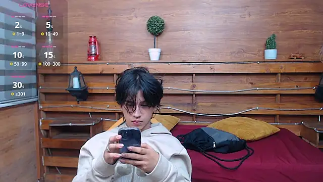 alex 477 online show from March 28, 2026, 11:32 am