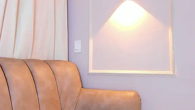 Lia walton online show from February 28, 2026, 12:17 pm