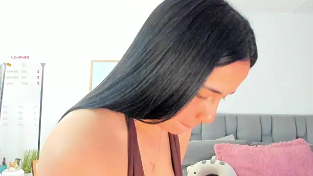 Gigi-bom online show from January 10, 2026, 12:23 am