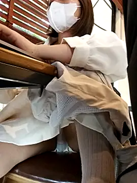 Snapshot of Michiko1 chatting on February 16, 2025, 9:04 am Michiko1 online show from February 16, 2025, 9:04 am