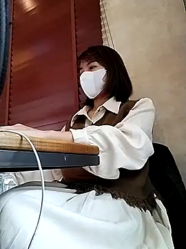 Snapshot of Michiko1 chatting on March 8, 2025, 5:49 am Michiko1 online show from March 8, 2025, 5:49 am