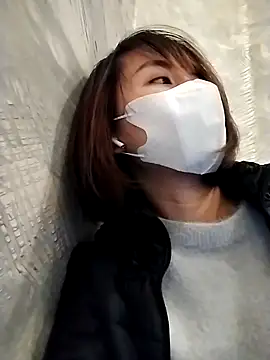 Snapshot of Michiko1 chatting on March 9, 2025, 1:04 pm Michiko1 online show from March 9, 2025, 1:04 pm