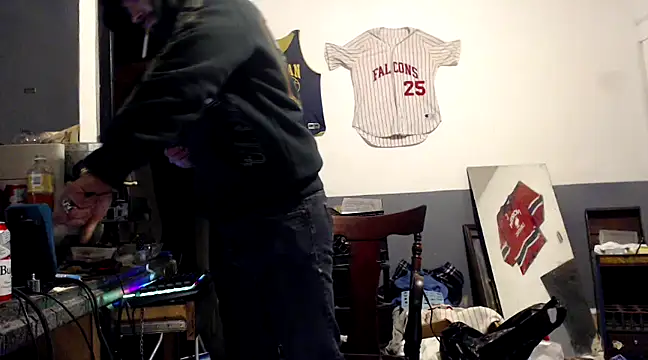 sledge901 online show from February 7, 2025, 11:55 pm