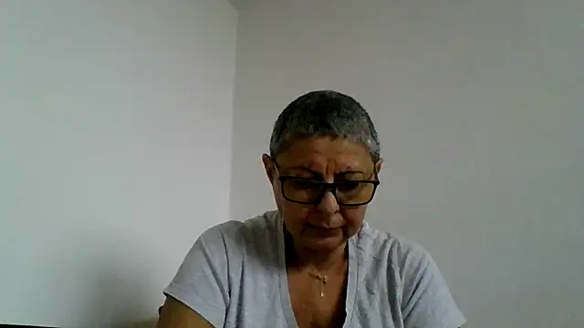 roseblak42 online show from November 24, 2025, 11:21 am