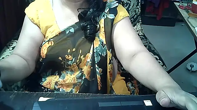 Punambhabisexy online show from April 4, 2026, 8:06 pm