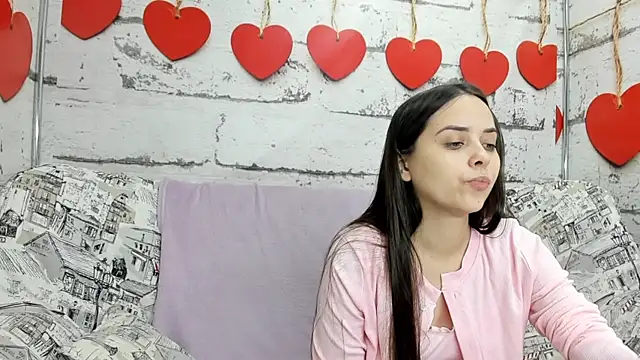 Tiny JuJu online show from September 19, 2025, 1:18 am