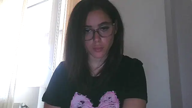 LovelyJulliette online show from October 16, 2025, 11:55 am