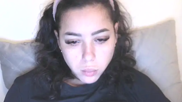 Snapshot of LovelyJulliette chatting on February 1, 2026, 5:44 pm LovelyJulliette online show from February 1, 2026, 5:44 pm