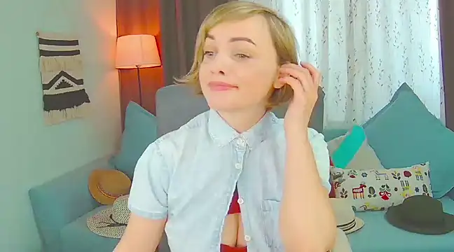 NandiSmile online show from March 19, 2025, 10:55 am