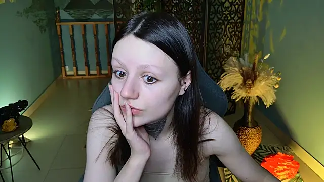 Snapshot of VeliraBraitberg chatting on December 21, 2024, 8:07 am VeliraBraitberg online show from December 21, 2024, 8:07 am