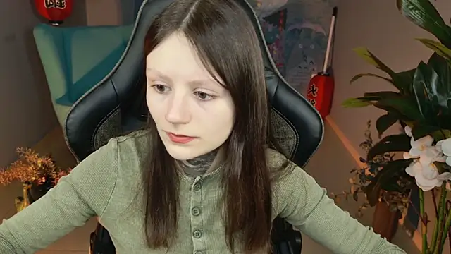 Snapshot of VeliraBraitberg chatting on January 25, 2025, 11:34 am VeliraBraitberg online show from January 25, 2025, 11:34 am