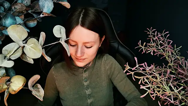 Snapshot of VeliraBraitberg chatting on March 14, 2025, 8:10 am VeliraBraitberg online show from March 14, 2025, 8:10 am