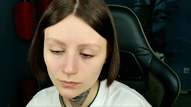 Snapshot of VeliraBraitberg chatting on March 16, 2025, 8:10 am VeliraBraitberg online show from March 16, 2025, 8:10 am