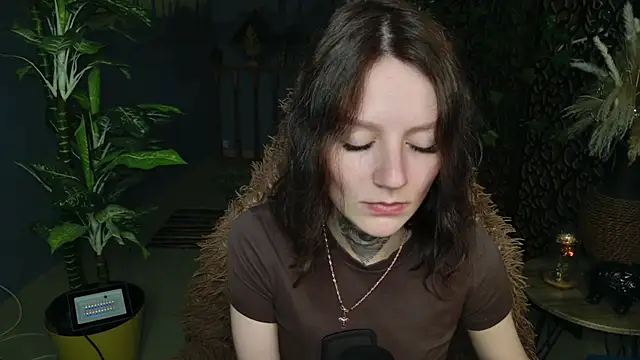 Snapshot of VeliraBraitberg chatting on July 7, 2026, 7:23 am VeliraBraitberg online show from July 7, 2026, 7:23 am