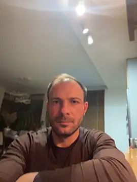 Adventurehotman online show from April 18, 2026, 11:27 pm