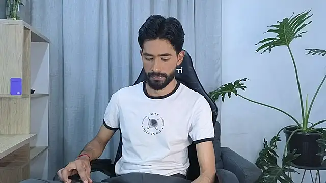 dereck hotsoon online show from February 27, 2025, 1:05 am