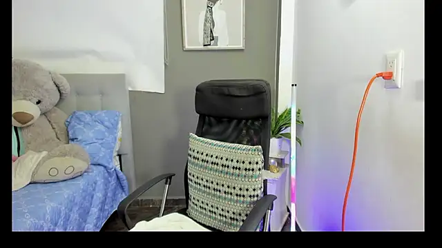 Jessica 79 online show from March 3, 2026, 12:00 pm