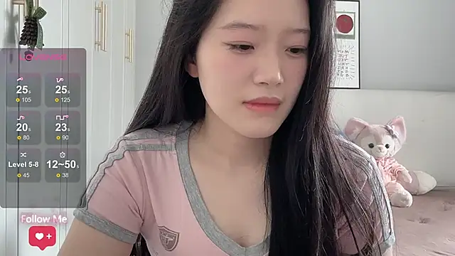Snapshot of rose-u chatting on June 20, 2026, 1:09 am rose-u online show from June 20, 2026, 1:09 am