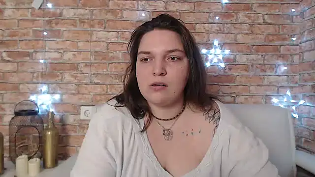 Snapshot of Amelia_Kiss_ chatting on January 18, 2025, 6:56 am Amelia Kiss online show from January 18, 2025, 6:56 am