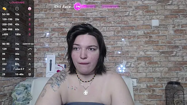 Snapshot of Amelia_Kiss_ chatting on October 3, 2025, 12:29 am Amelia Kiss online show from October 3, 2025, 12:29 am