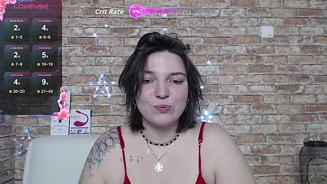 Snapshot of Amelia_Kiss_ chatting on October 16, 2025, 12:33 am Amelia Kiss online show from October 16, 2025, 12:33 am