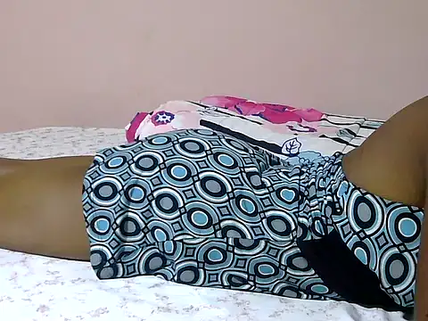 princess tyra online show from October 18, 2025, 12:39 pm