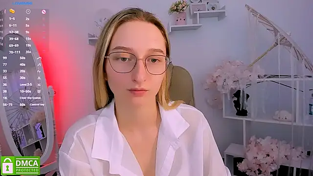  Ri na  online show from March 3, 2025, 9:33 am