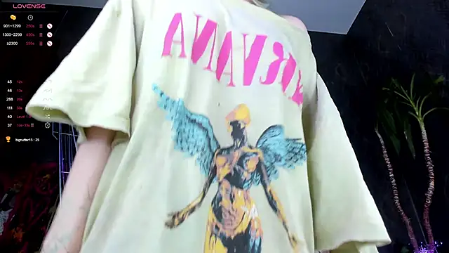 little grinch666 online show from January 22, 2025, 8:59 pm