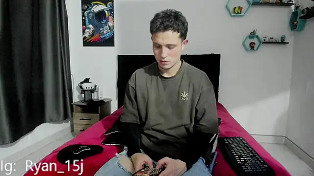 RyanHorseman online show from September 13, 2025, 3:39 am