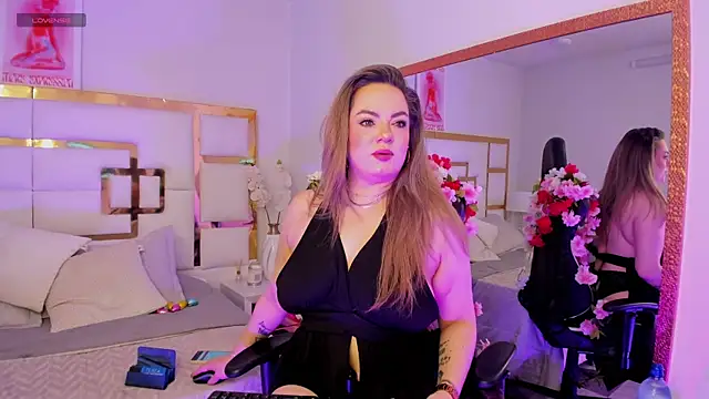 AvaMiia online show from April 20, 2026, 2:31 pm