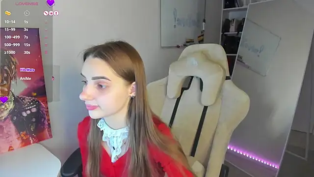 Snapshot of __SilviaAbby__ chatting on January 1, 2025, 2:31 pm   SilviaAbby   online show from January 1, 2025, 2:31 pm