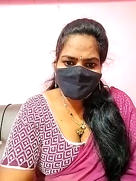 melina214 online show from December 2, 2025, 3:34 am