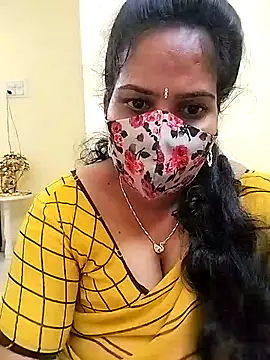 melina214 online show from April 18, 2026, 7:58 pm