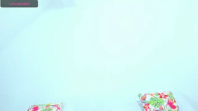 Snapshot of emily-fox chatting on December 4, 2024, 2:48 pm emily-fox online show from December 4, 2024, 2:48 pm