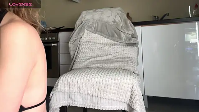 Missy baby online show from February 3, 2025, 6:39 pm