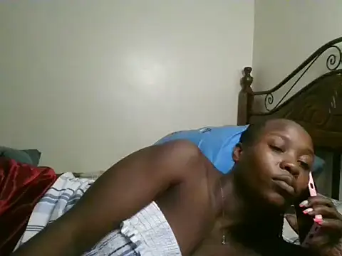 Snapshot of Sonnia_ chatting on February 26, 2025, 3:30 pm Sonnia online show from February 26, 2025, 3:30 pm