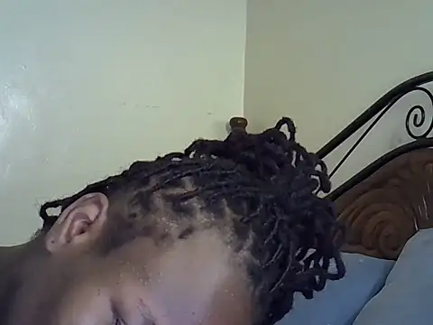 Snapshot of Sonnia_ chatting on March 18, 2025, 4:37 am Sonnia online show from March 18, 2025, 4:37 am