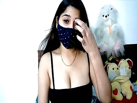 Gloie4u online show from July 17, 2026, 9:49 am