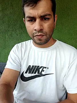 hornny1995 online show from September 13, 2025, 9:53 am