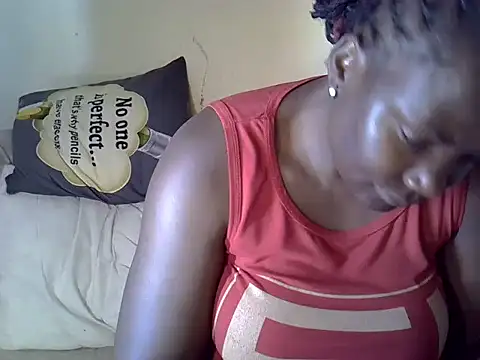 Snapshot of Sweetreena chatting on December 3, 2025, 5:59 am Sweetreena online show from December 3, 2025, 5:59 am