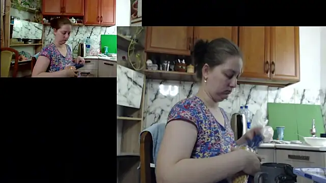 Sakura Green online show from November 22, 2025, 5:06 am